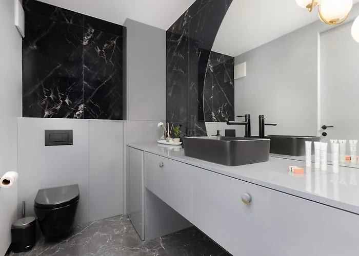 Appartement Luxurious With Two Bedrooms And Parking In By Renters Gdynia